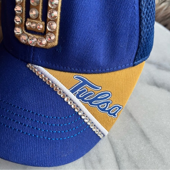 Tulsa Golden Hurricanes Embroidered Bedazzled Cap - Picture 2 of 12